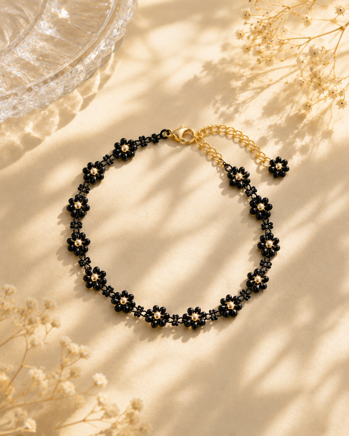 Sajora Black Petal Bracelet